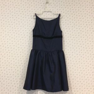 In by ten dress